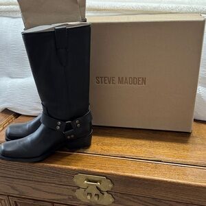 Steve Madden Women’s Black Leather Boots